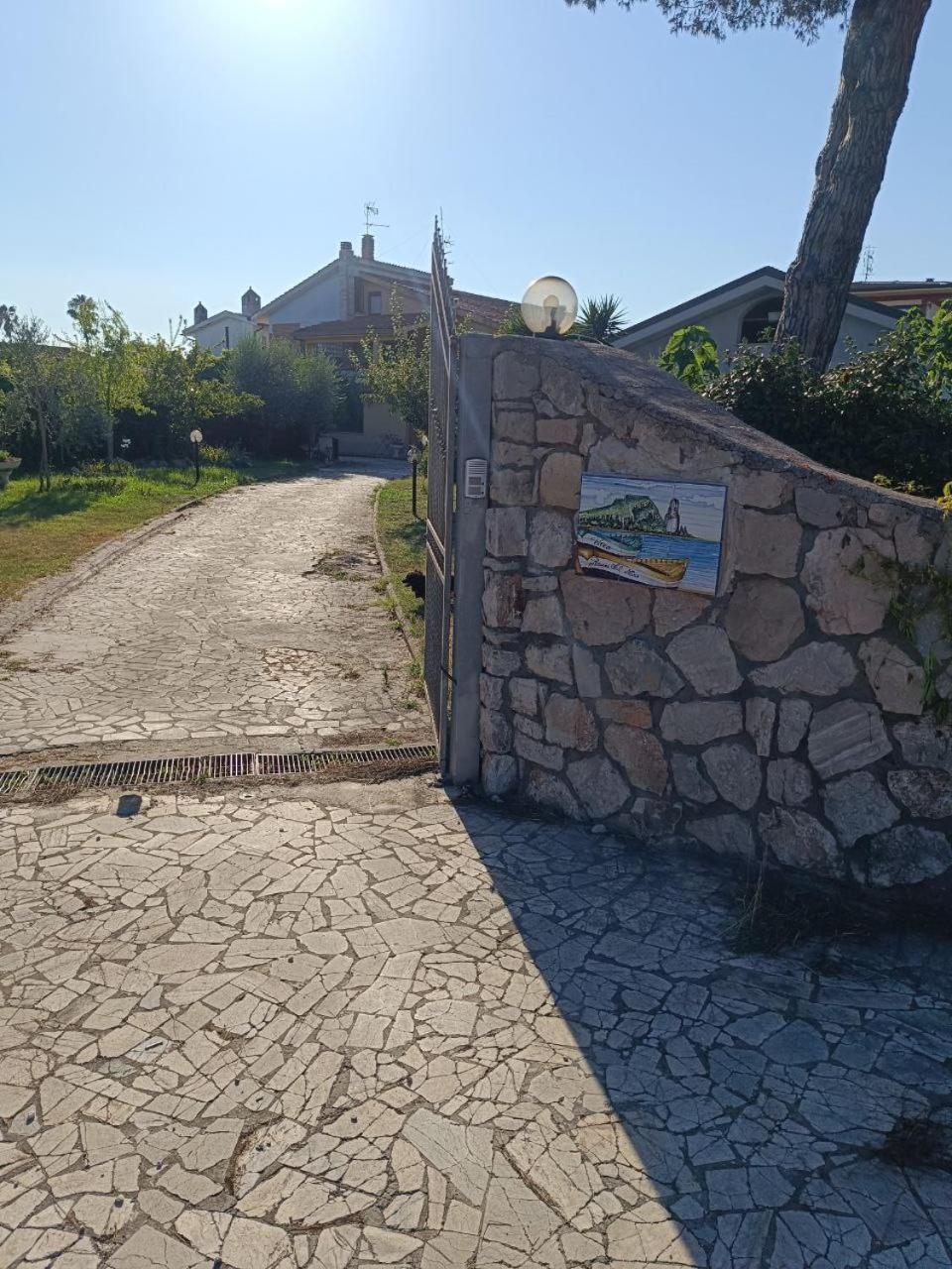 Vila Regina Sul Mare Terracina Exteriér fotografie