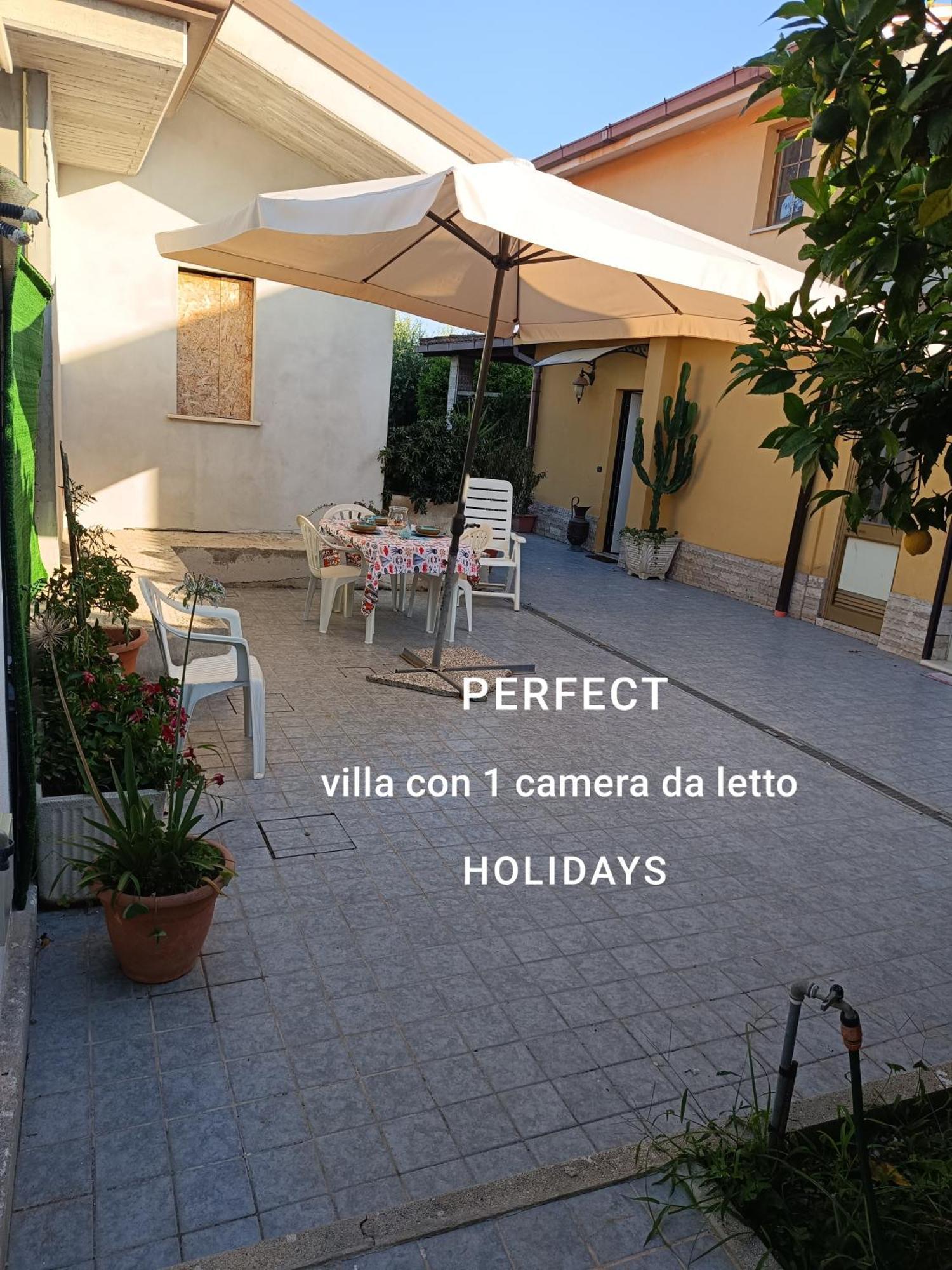Vila Regina Sul Mare Terracina Exteriér fotografie